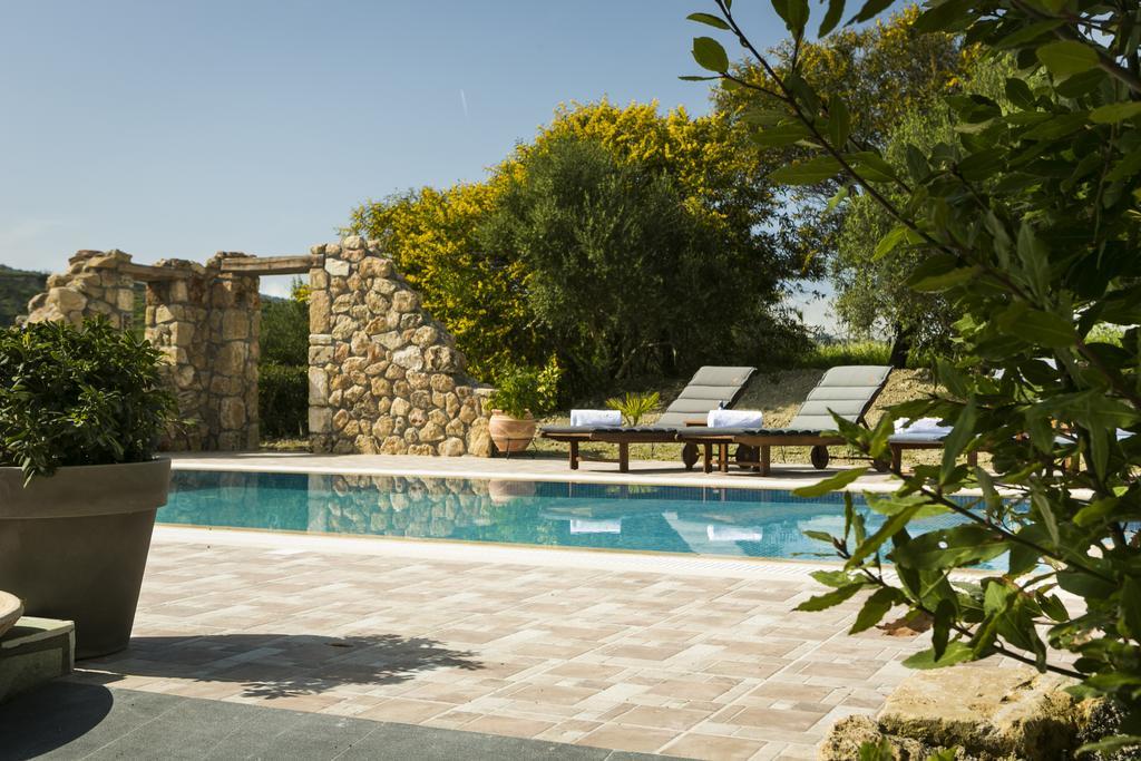 Villa Athinais Ликсури Экстерьер фото